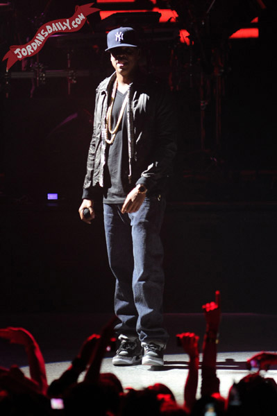 Jay Z Wearing Air Jordan III Black Cement @ Adult Swim Upfront 2011 Jay Z Wearing Air Jordan III Black Cement @ Adult Swim Upfront 2011