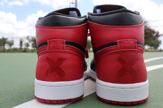 IMG_3852 Air Jordan 1 Banned: Hit Outlets Today