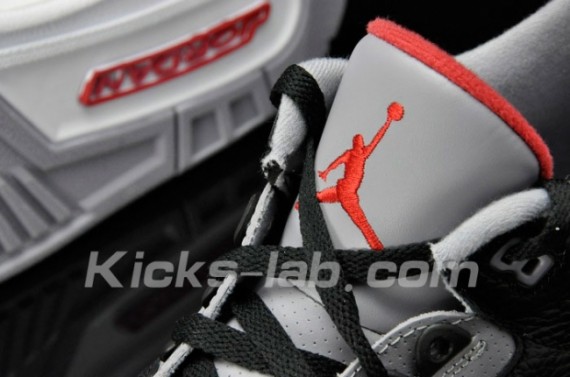 air-jordan-3-black-cement-1-570x377 Air Jordan III Retro 2011: Black Cement New Images