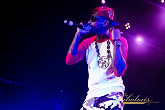 fabolous-wears-air-jordan-xiii-03 Fabolous Wearing Air Jordan XIII White Black Varsity Red