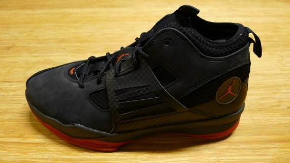 jordan-cp3-advance-black-varsity-red-01 Jordan CP3 Advance: Black Varsity Red