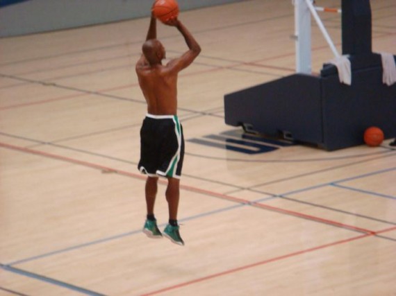 ray-allen-air-jordan-2011-q-flight-pe-00 Ray Allen Wears Air Jordan 2011 Q Flight PE