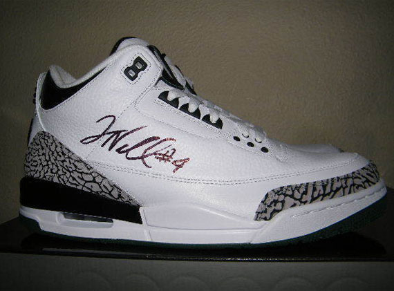 Air Jordan III: Oregon Ducks   White   Available on eBay