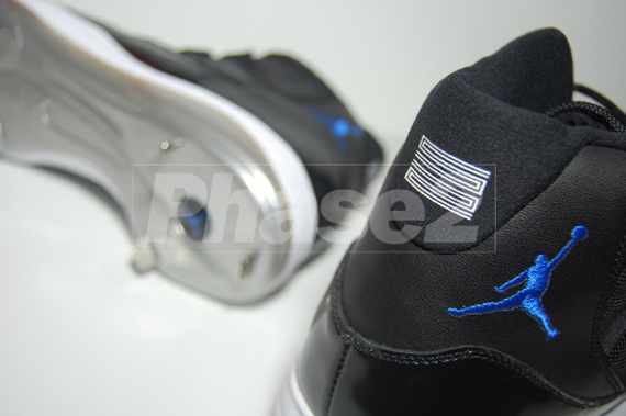 Air Jordan XI: Space Jam Cleat   C.C. Sabathia PE