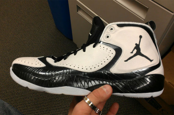 air jordan 2012 black and white air jordan 2012 black and white