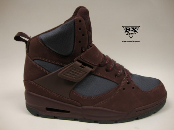 jordan-flight-45-trk-brown-blue-1-570x427 Jordan Flight 45 TRK: Brown Grey
