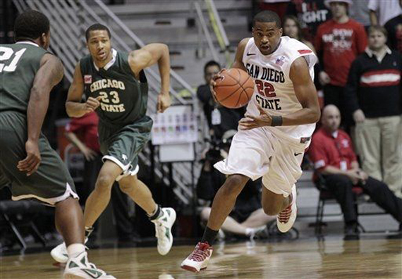 ncaa-jordans-on-court-1-10-11-05 NCAA Jordans On Court: Games of January 10 11, 2012