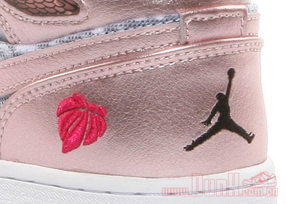 Air Jordan 1 Phat GS: Storm Pink