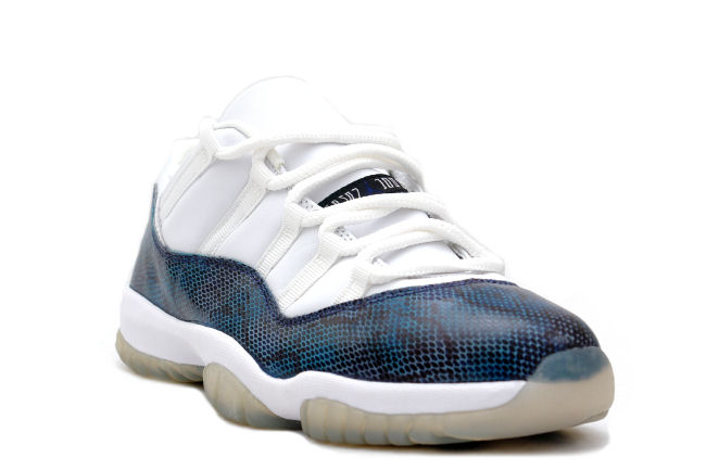 jordan 11 low white snakeskin