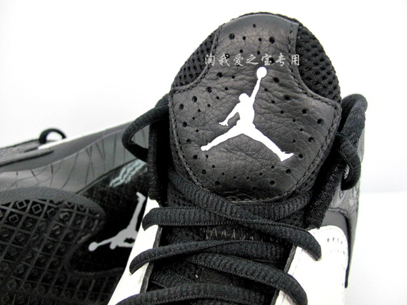 air-jordan-2012-black-white-3 Air Jordan 2012: Black White Dragon