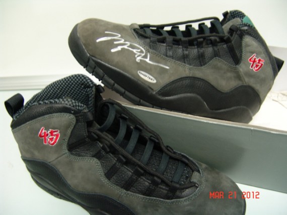 air-jordan-x-shadow-og-45-5 Air Jordan X: Original 45 Sample Autographed By Michael Jordan