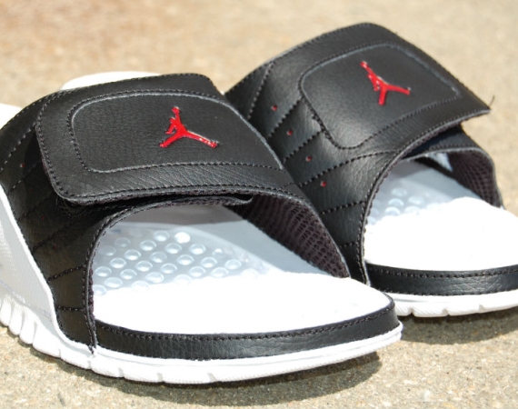 jordan-hyrdo-v-premier-playoffs-available-00 Jordan Hydro V Premier: ‘Playoffs’ Available