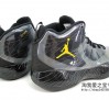 air-jordan-2012-lite-black-university-gold-10