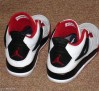 air-jordan-iv-gs-white-varsity-red-black-detailed-photos-03
