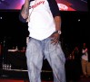jadakiss-wears-air-jordan-xi-low-white-red-09