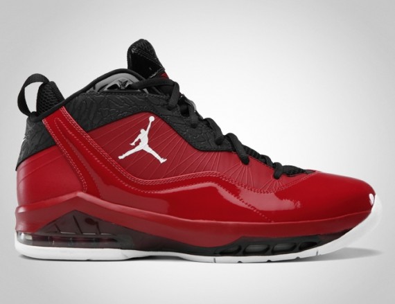 jordan-melo-m8-gym-red-white-black-3 Jordan Melo M8: Gym Red White Black
