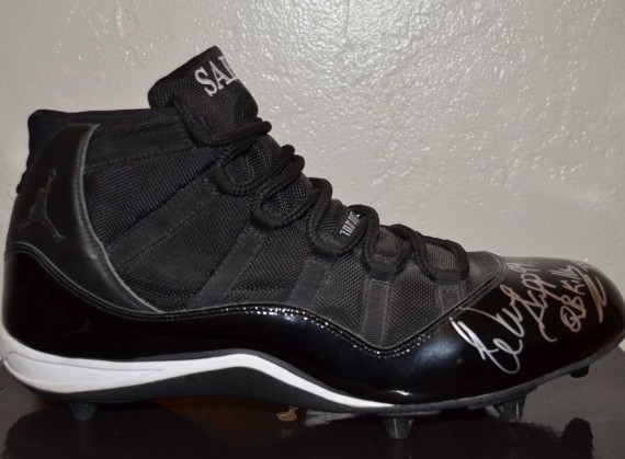 air-jordan-xi-warren-sapp-space-jam-pe-12 Air Jordan XI: Autographed Warren Sapp PE