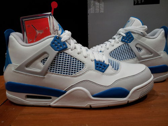 Air Jordan IV Military   Release Reminder