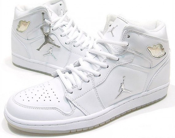 air-jordan-1-white-metallic-silver-2002-03 The Daily Jordan: Air Jordan 1 White Metallic Silver 2002