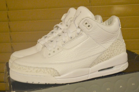 Air Jordan III: Pearlized Sample