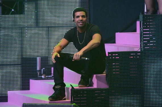 drake-air-jordan-vii-golden-moments-01 Drake Wearing Air Jordan VII Golden Moments