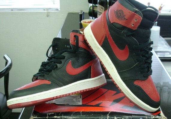 The Daily Jordan: Air Jordan 1 OG   Black   Red   1985
