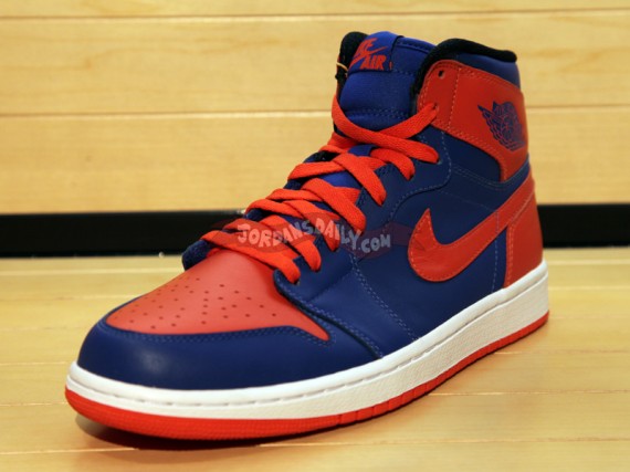 air-jordan-1-high-knicks-0 Air Jordan 1 High Knicks