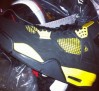 air-jordan-iv-thunder-2012-sample-01