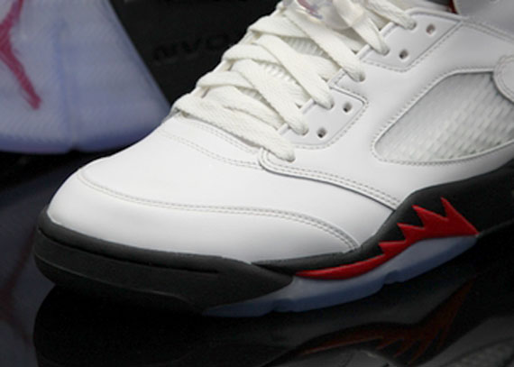 air-jordan-v-white-black-fire-red Air Jordan V: White Black Fire Red