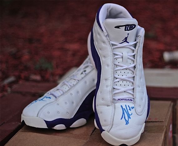 air-jordan-xiii-low-game-worn-mike-bibby-autograph-08 Air Jordan XIII Low: Game Worn Autographed Mike Bibby PE