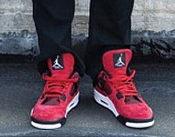 Carmelo Anthony in Red Nubuck Air Jordan IV