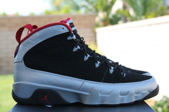 air-jordan-ix-johnny-kilroy-release-reminder-11 Air Jordan IX: Johnny Kilroy Release Reminder