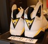 air-jordan-vii-wmns-maize-2006-02