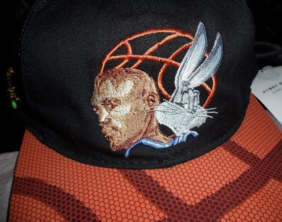 vintage-space-jam-snapback-05 Vintage Gear: Space Jam Jordan/Bugs Snapback