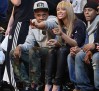 jay-z-air-jordan-iv-bred-02