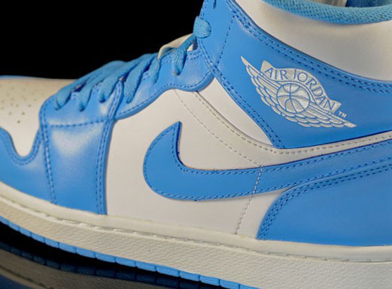 air-jordan-1-phat-white-university-blue Air Jordan 1 Phat: University Blue