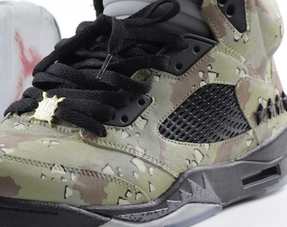 Air Jordan V: “Desert Storm” Customs by El Cappy and Joe Venuto Air Jordan V: “Desert Storm” Customs by El Cappy and Joe Venuto