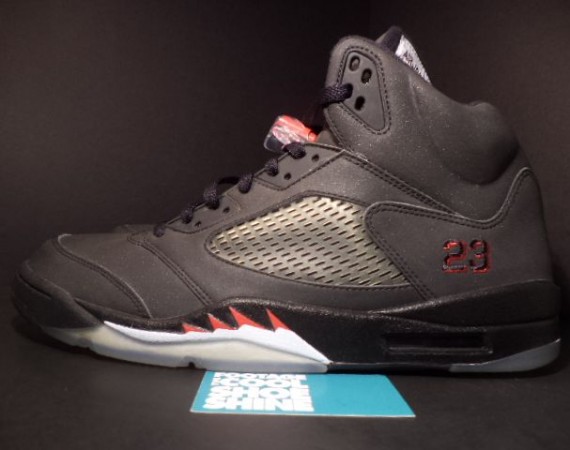 The Daily Jordan: Air Jordan V Raging Bull 3M   2009