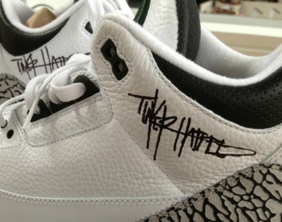 Air Jordan III: Oregon Tinker Hatfield Autographed Pair Air Jordan III: Oregon Tinker Hatfield Autographed Pair