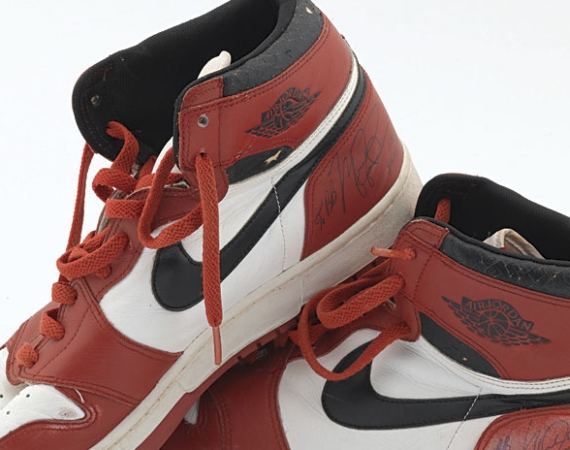 Air Jordan 1: Dunk Sole OG Michael Jordan PE Air Jordan 1: Dunk Sole OG Michael Jordan PE