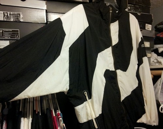 Vintage Gear: Air Jordan X Steel Jacket Vintage Gear: Air Jordan X Steel Jacket