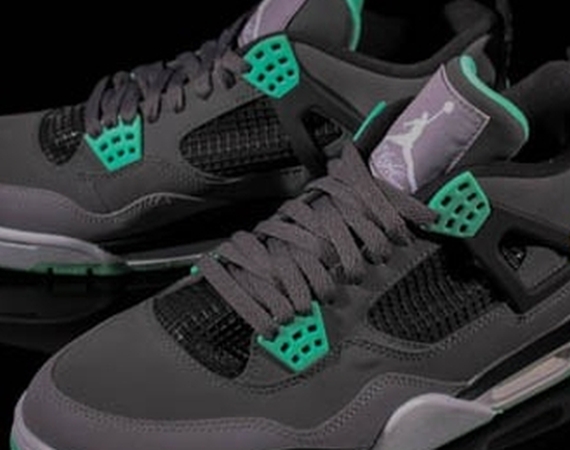 glow jordan 4
