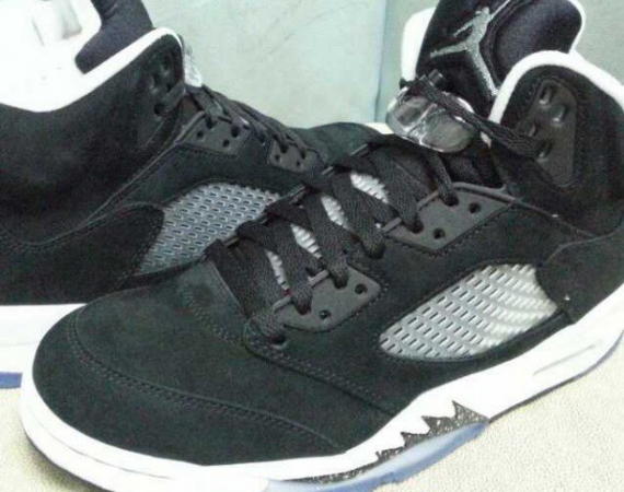 when does the oreo jordans come out