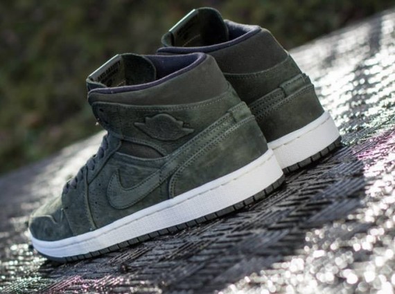 nike air jordan 1 mid nouveau sequoia