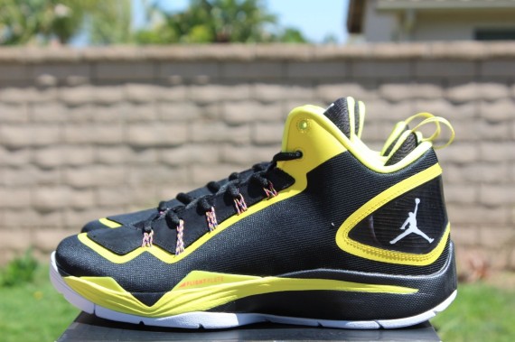 jordan superfly 2 yellow and black jordan superfly 2 yellow and black