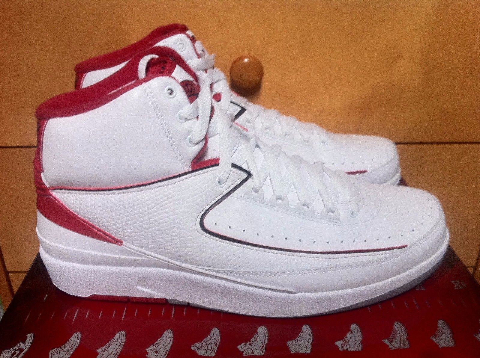 jordan 2s red and white