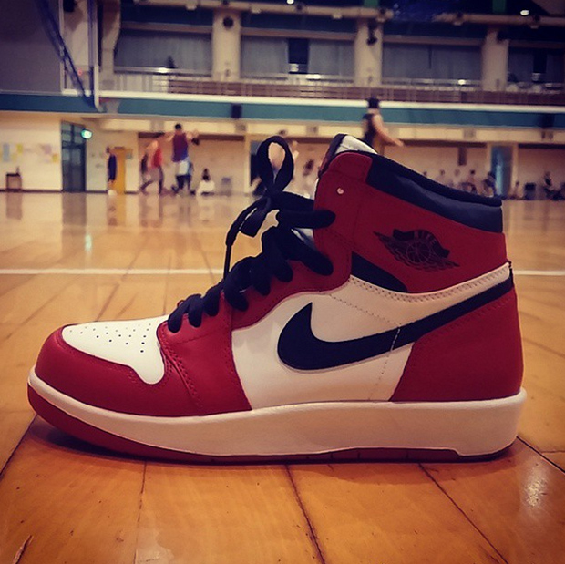 jordan 1 low bulls price