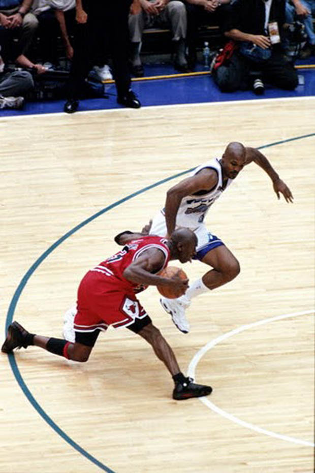 Michael Jordan Hit The Last Shot 17 Years Ago Today Air Jordans 