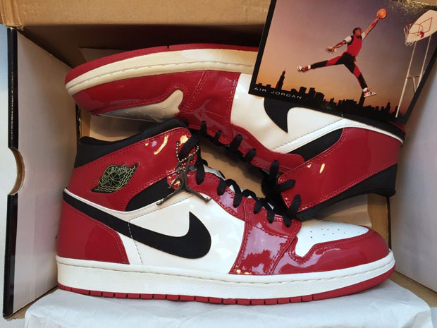 air jordan 1 mid chicago