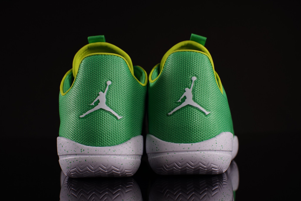 jordan eclipse green